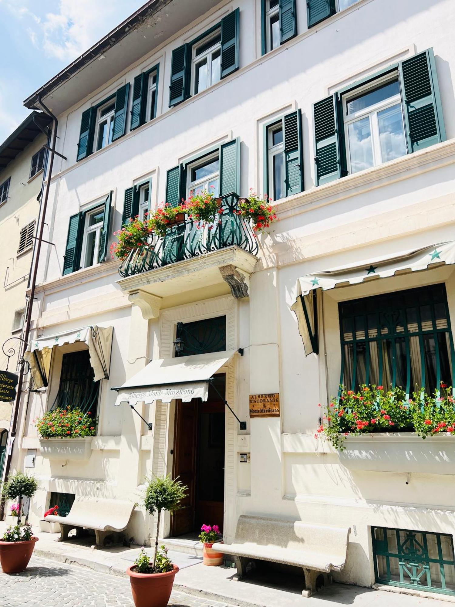 Monte Marsicano Hotel Pescasseroli Extérieur photo